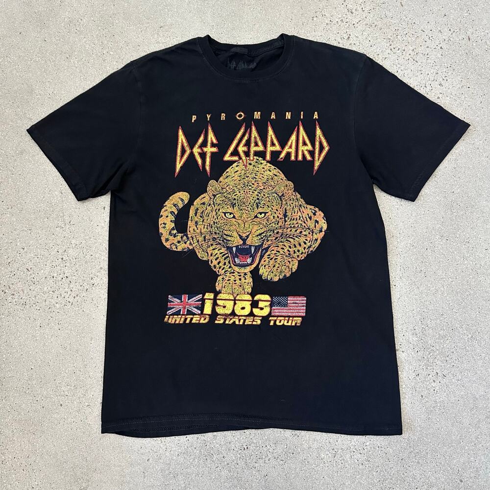 Def Leppard Pyromania 1983 Tour Retro T-Shirt Crew Neck Black